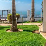 Appartamento Beachfront Sea View In Cozy 1br With Pool And Garage Sitio de Calahonda