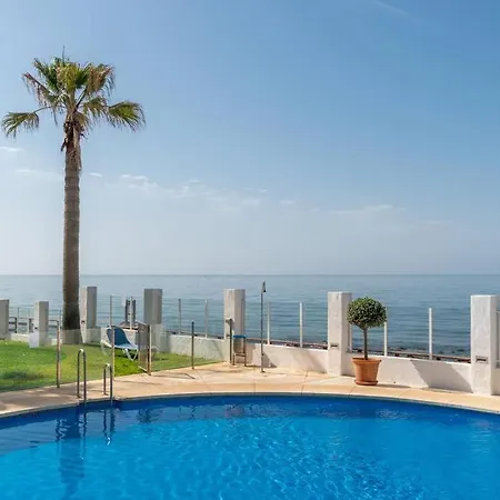 Beachfront Sea View In Cozy 1br With Pool And Garage *