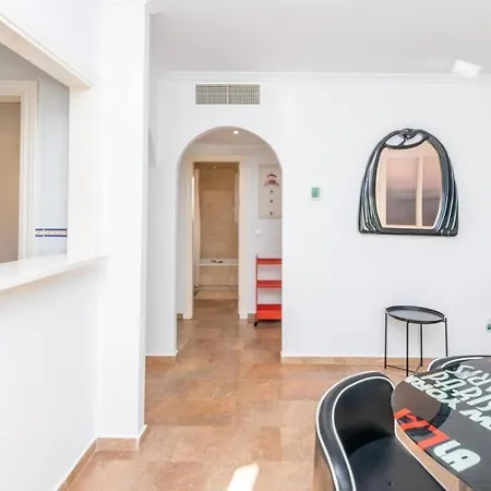Beachfront Sea View In Cozy 1br With Pool And Garage *