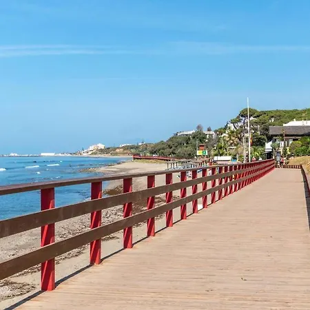 Apartment Beachfront Sea View In Cozy 1br With Pool And Garage *